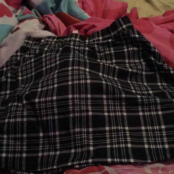 Skirt - Picture 1 of 1